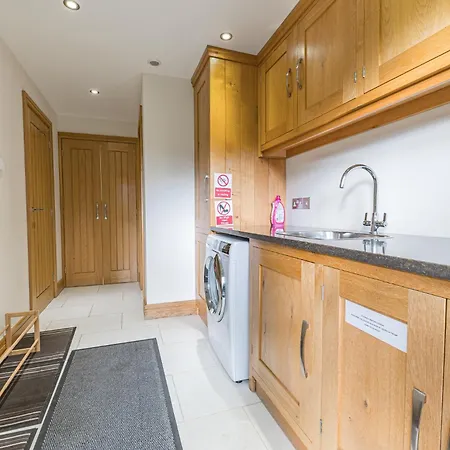 Lambhowe Lodge, District Luxury Hideaway * Bowland Bridge