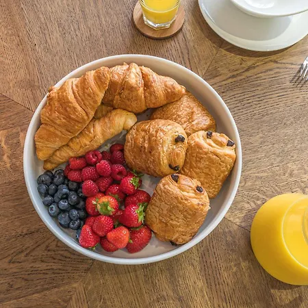 Lambhowe Lodge, District Luxury Hideaway Bowland Bridge