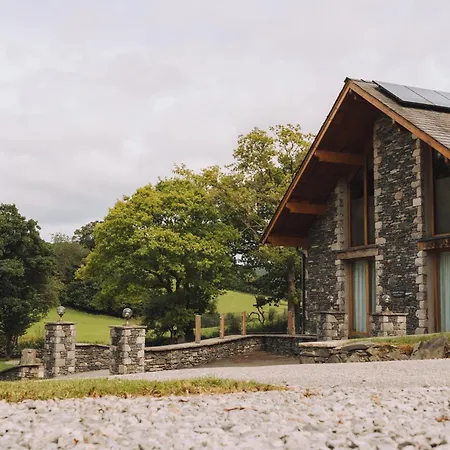 Lambhowe Lodge, District Luxury Hideaway Сasa de vacaciones Bowland Bridge