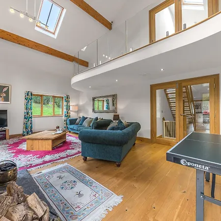 Lambhowe Lodge, District Luxury Hideaway * Bowland Bridge