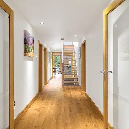 بيت للعطل Lambhowe Lodge, District Luxury Hideaway *